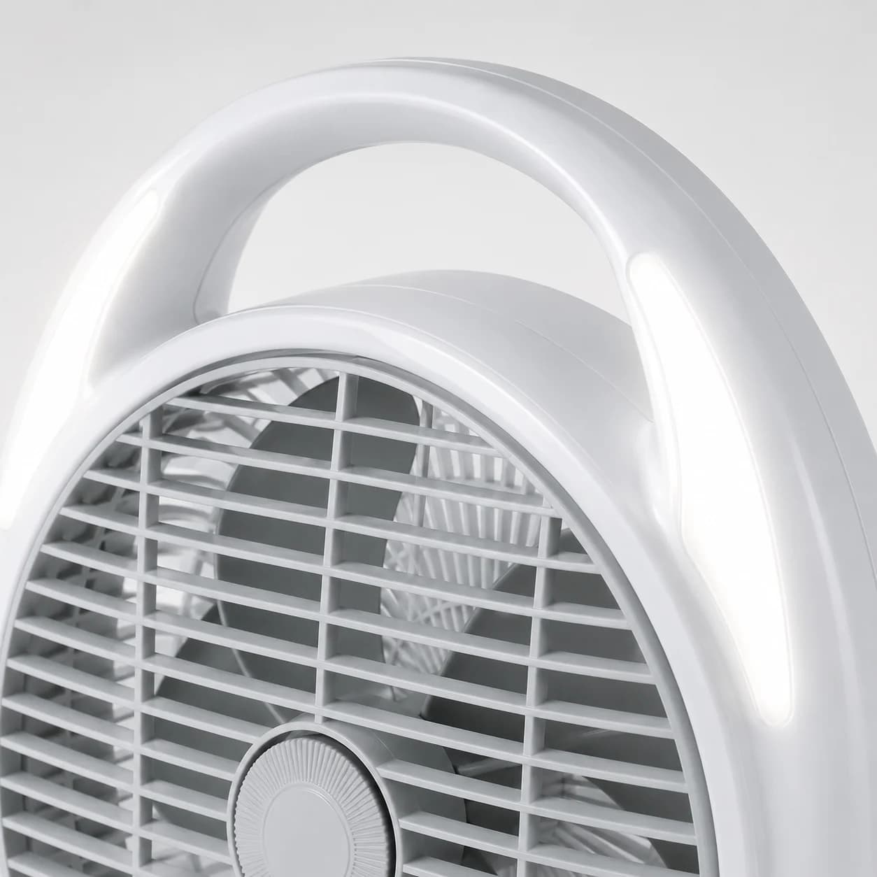 Портативний вентилятор Solar Yasam з Bluetooth, MP3, FM-радіо та LED підсвічуванням — фото 9